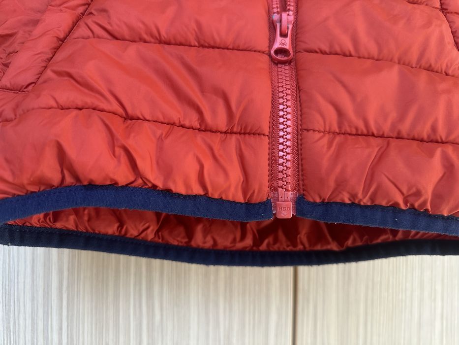 Яке и елек Benetton