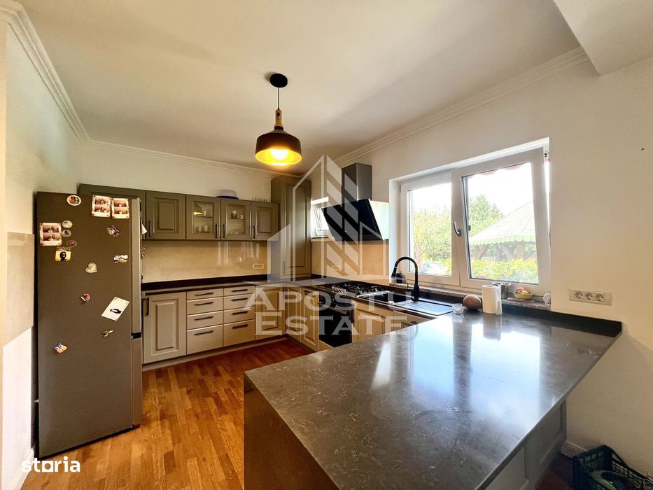 Jumatate de duplex de inchiriat, zona Eso, Giroc