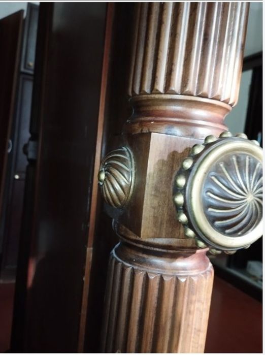 Напольное торшерное зеркало-трюмо