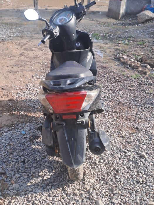 М8 скутер сатылады.