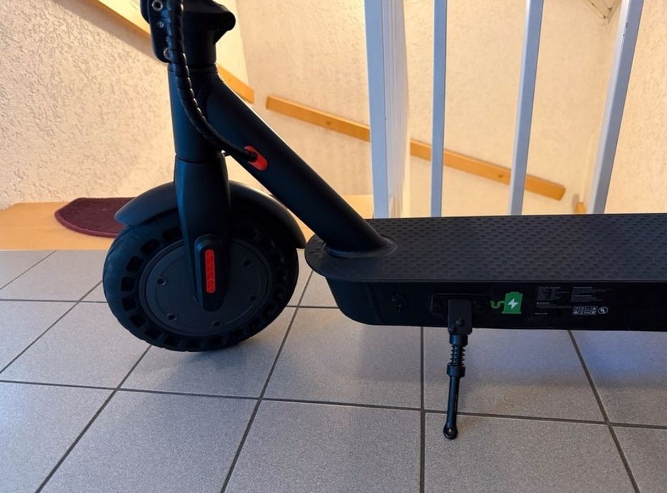 Trotineta electrica adulți Zamelux e9 (2025)