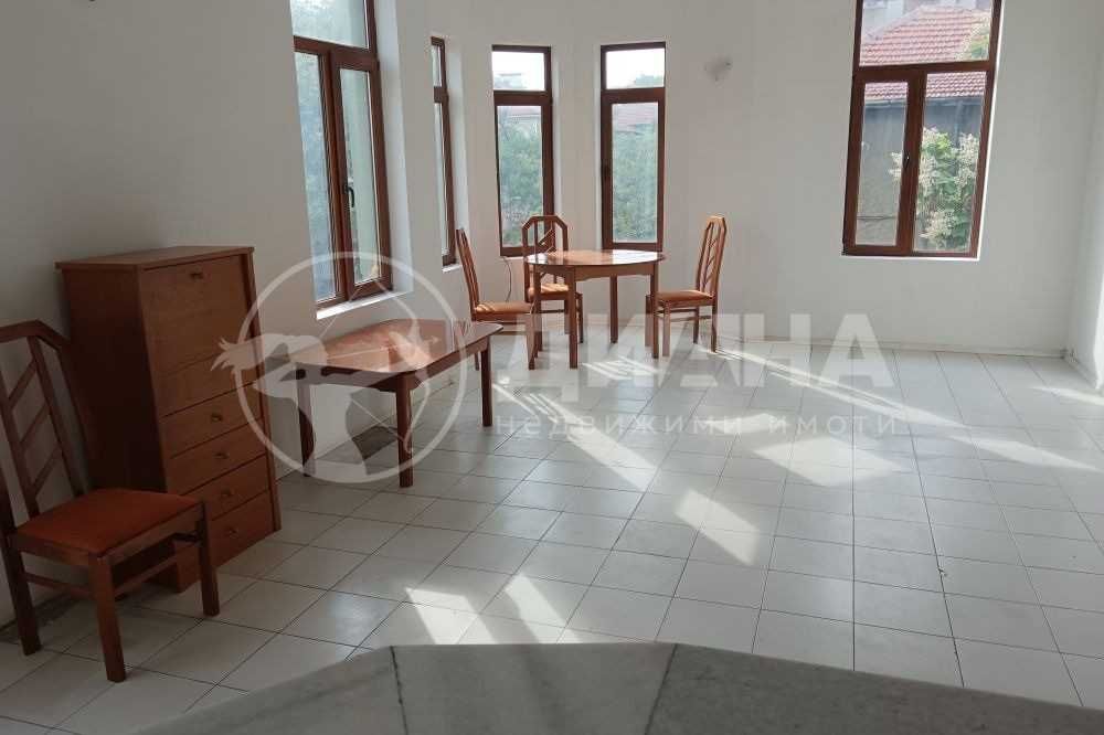 Продава се Тристаен апартамент в Пловдив, Център - 115 кв.м за 1522 €/кв.м - Снимка #8