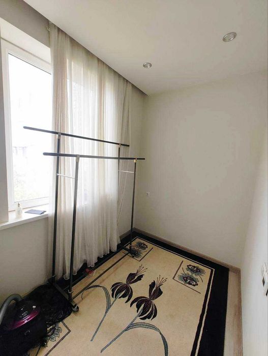 Қўйлиқ 6-мавзеда евро таъмир квартира без маклера Толариқ метро ёнида