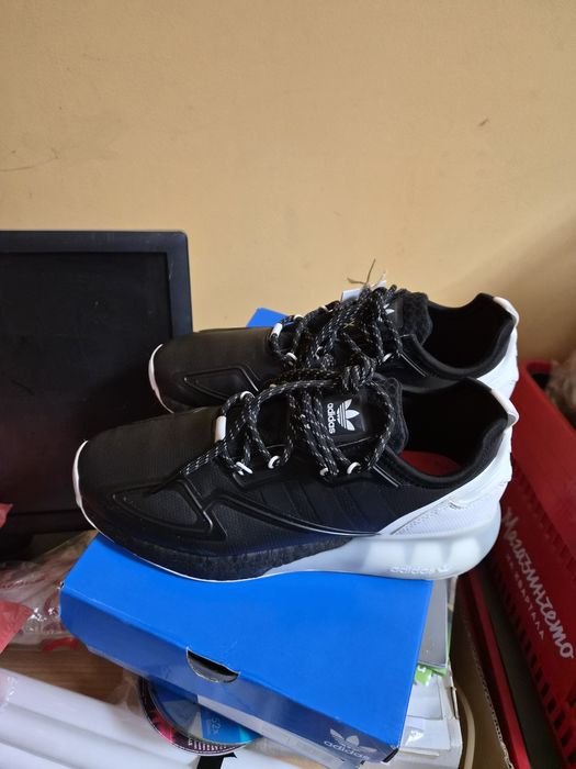 Продавам маратонки adidas