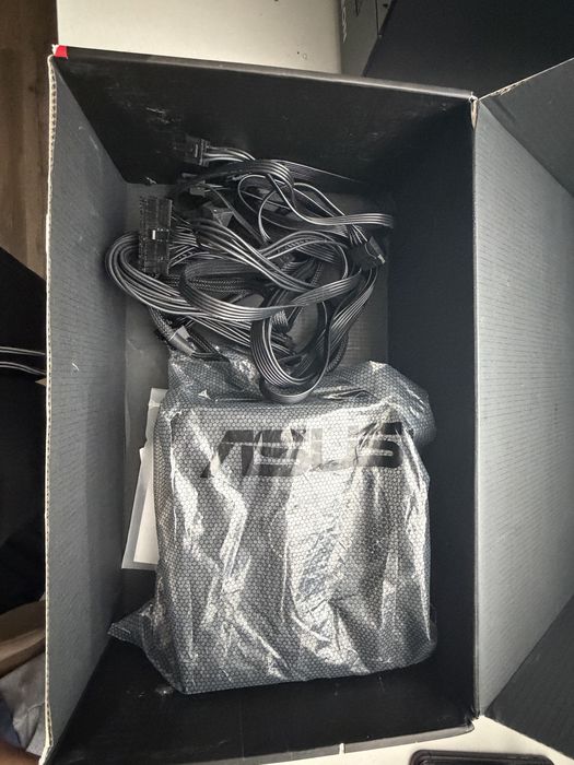 БП asus rog strix 1200w 80 gold