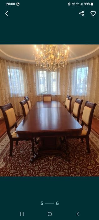 Стол для зала гостевой