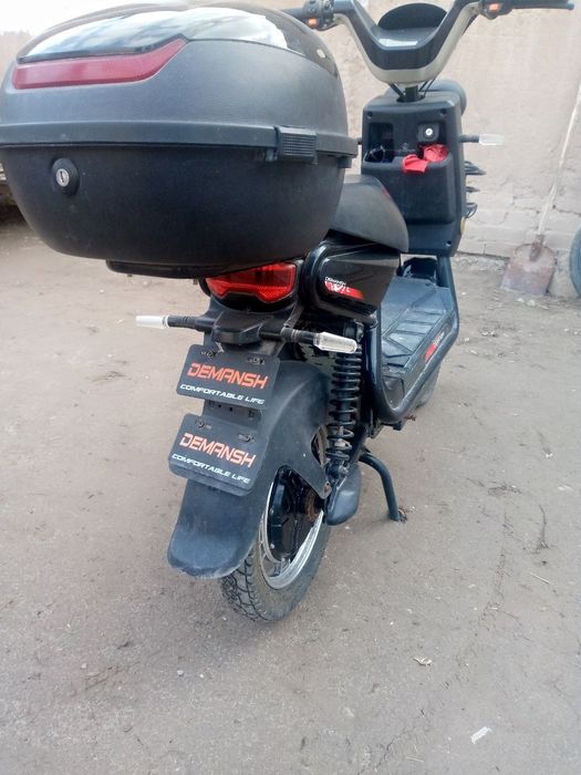 Elektr skuter demansh