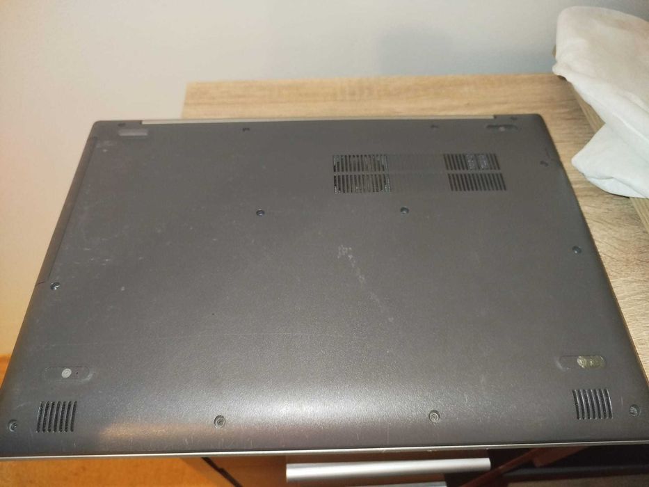 Laptop Lenovo - Intel i7, 8GB RAM, 500GB - Ideal pentru facultate / office