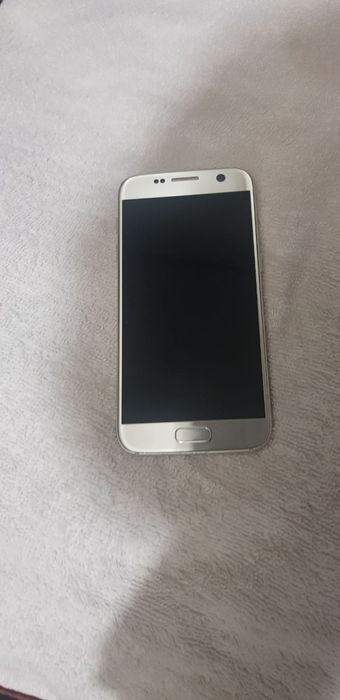 Samsung .S7. 64 gb. holati yaxshi.