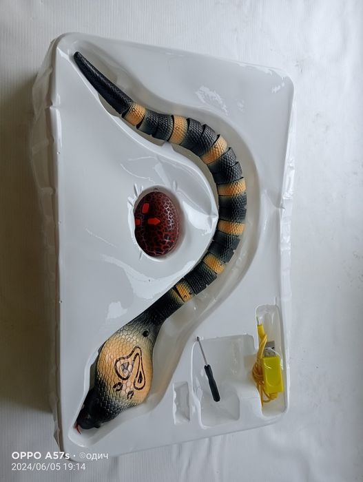 Продам игрушку змея