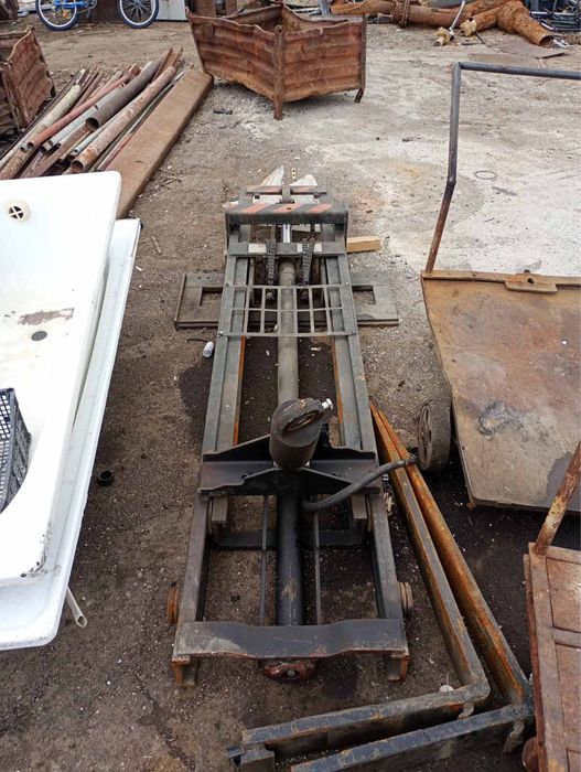 Мотокарна уредба