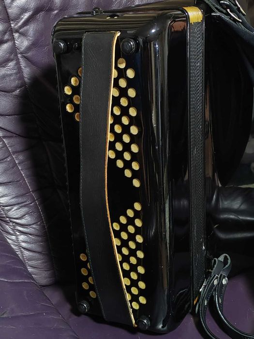 Acordeon HOHNER ATLANTIC III P 120 Basi + Cutie
