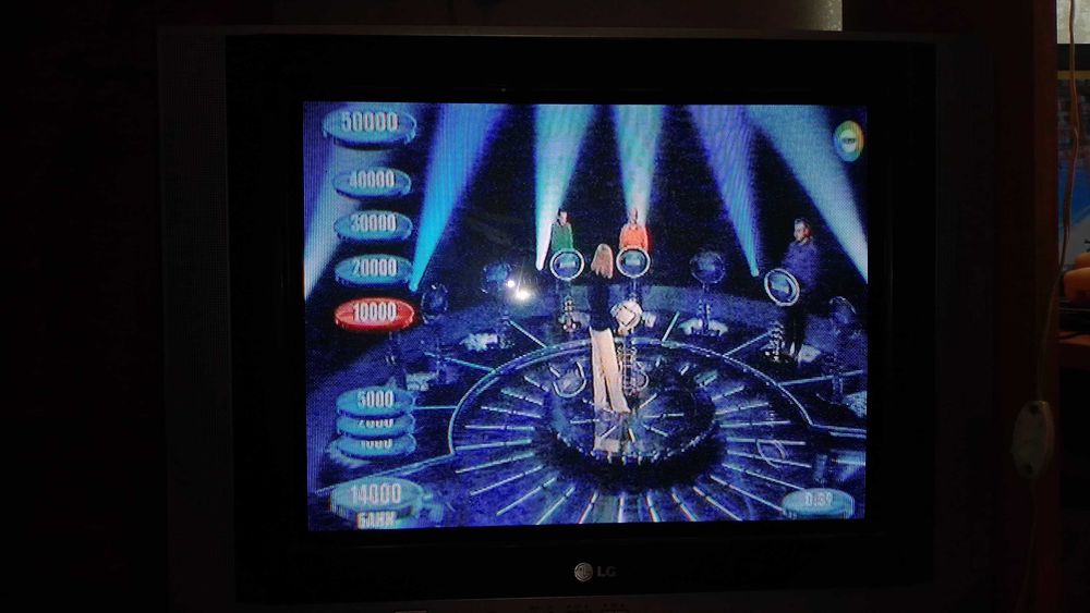 Продам цветной телевизор LG!