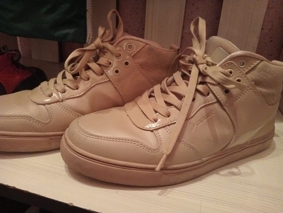 Көктемдік аяқ киім