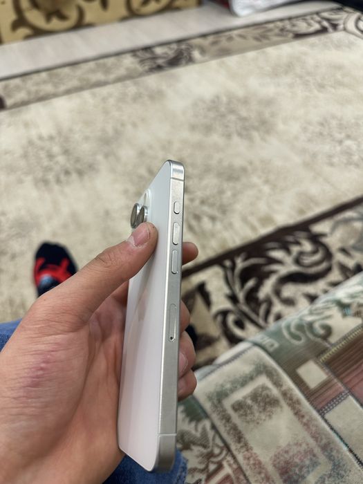 iPhone 15 pro продаю