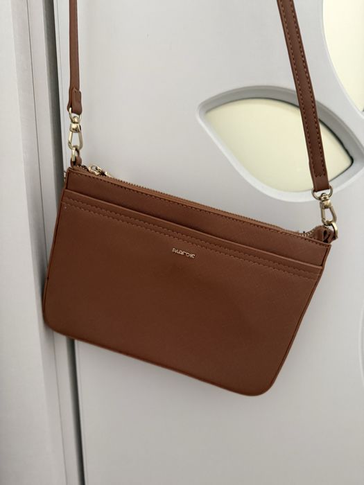 Лот чанти parfois и charles & keith- 2 броя за 40лв. НОВИ