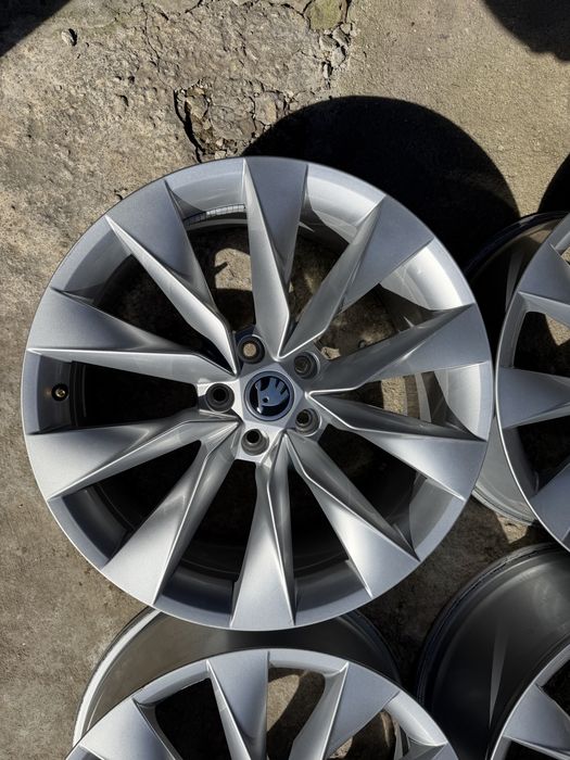 Jante Aliaj 19 5x112 Original Skoda Karoq Kodiaq Octavia Superb