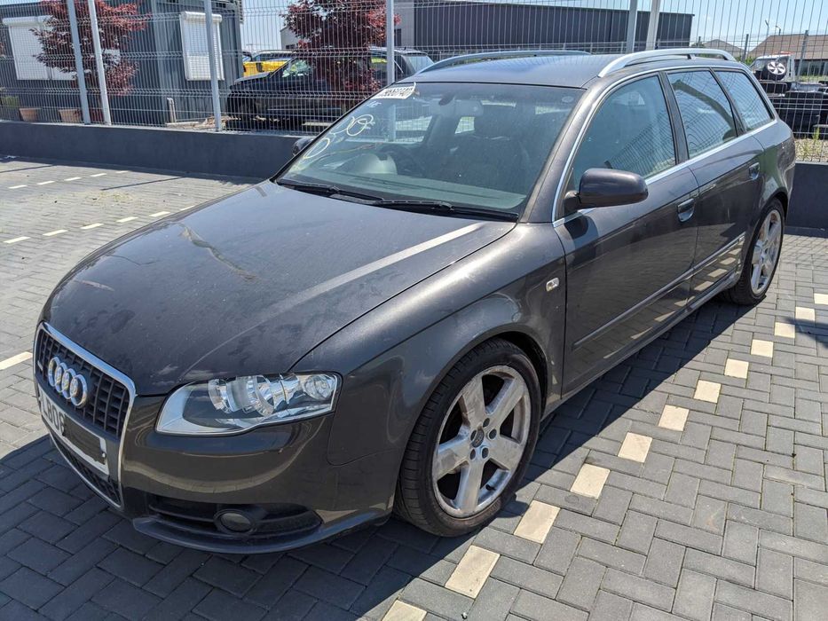 Dezmembrez Audi A4 Avant B7 2.7 tdi cod motor BPP Cutie Automata