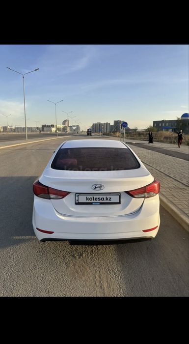 Hyundai Elantra 2014