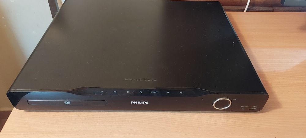 5.1 Home teather Philips HTS 5550/12