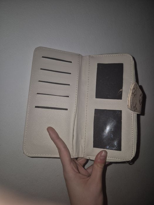 Portofel lv bej in stare ft buna