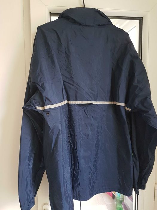 Продавам две мъжки якета