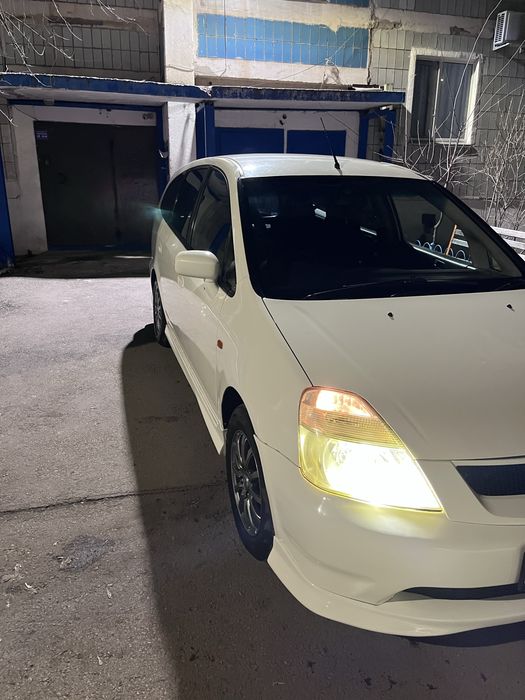 Продам машину honda stream