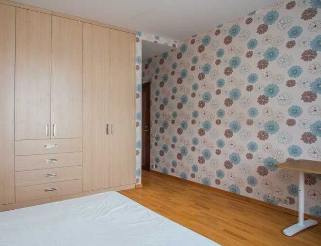 Дава се под наем Тристаен апартамент в Бургас, Зорница - 90 кв.м за 459 € - Снимка #1