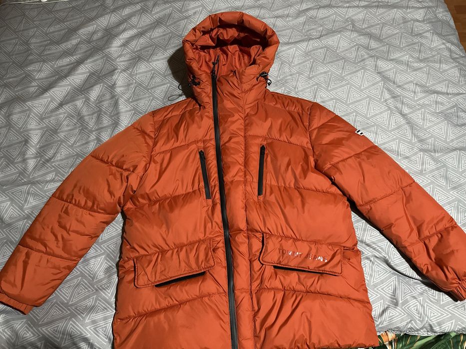 Tommy Jeans asymmetric zip hooded puffer jacket