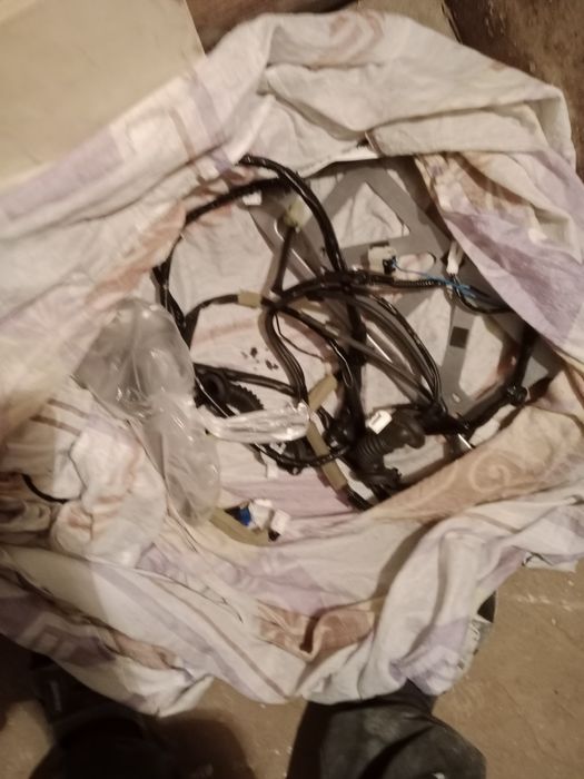 Крышка багажника Subaru