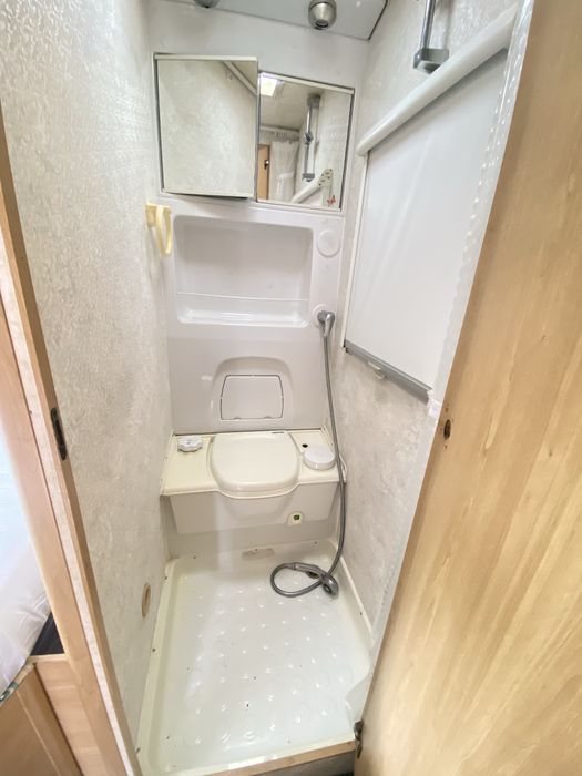 Caravana Lunar Lexton pat fix