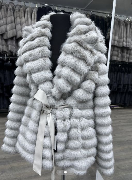 Продам эко шубу.