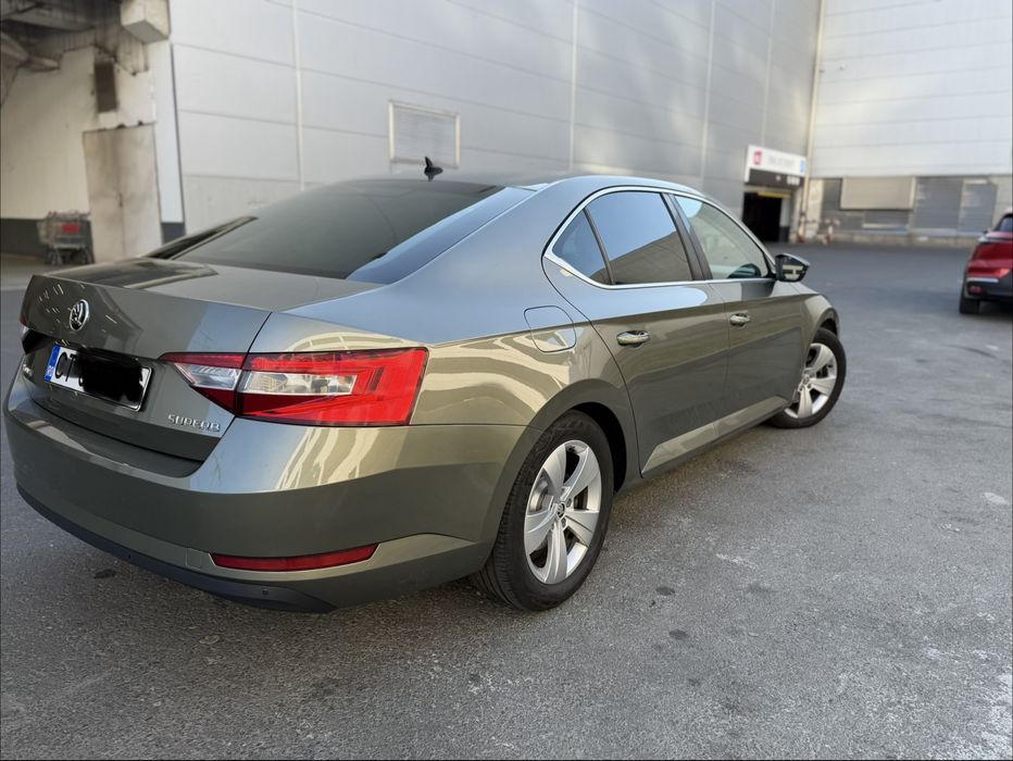 SKODA Superb 2016 — imagine 2