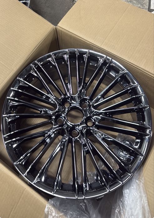 Продам диски с шинами 19 размер