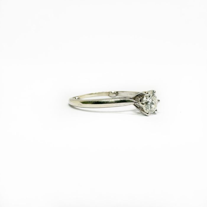 Inel din aur 18k cu diamant natural 0.38ct
