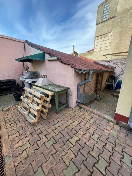 Casa de vanzare, Tomis II aproape de Stadion, front stradal 13 mp