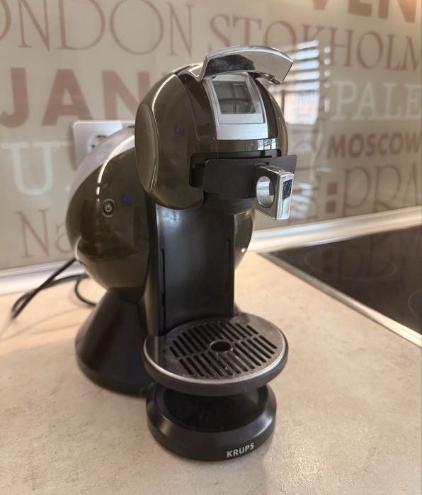 Кафе машина Krups NESCAFE Dolce Gusto Infinissima KP260T.