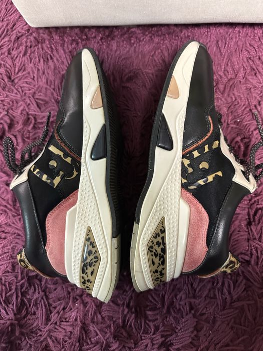 Обувки на Liu Jo