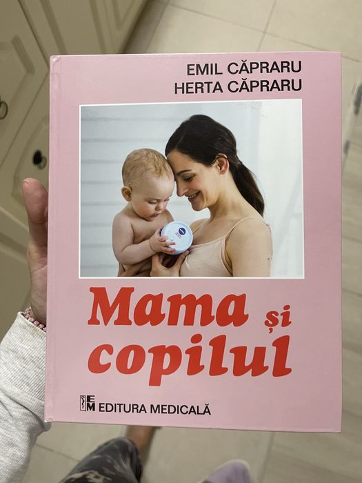 Mama si copilul Emil Capraru
