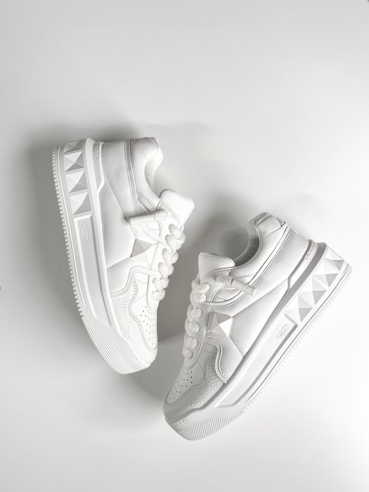 Valentino Garavani White One Stud XL