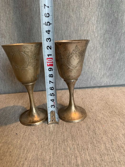 стари Месингови чаши гравирани