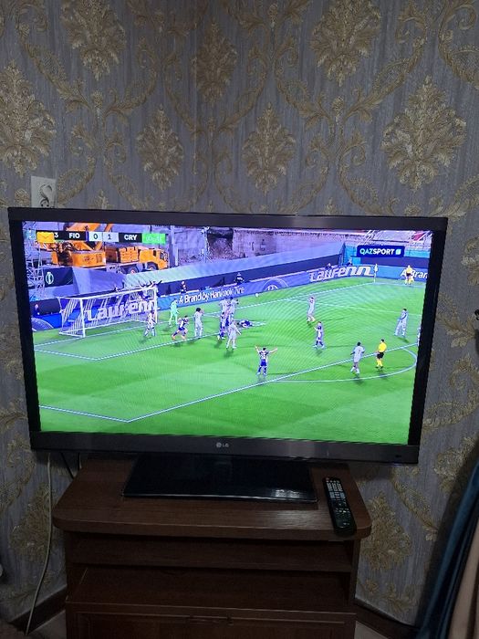 Продам телевизор LG