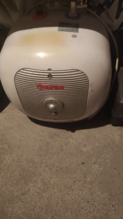 Водонагреватель Термекс.