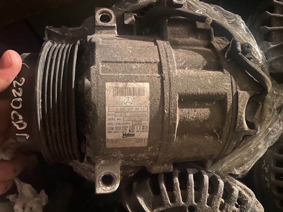 Компресор за климатик Мерцедес w204