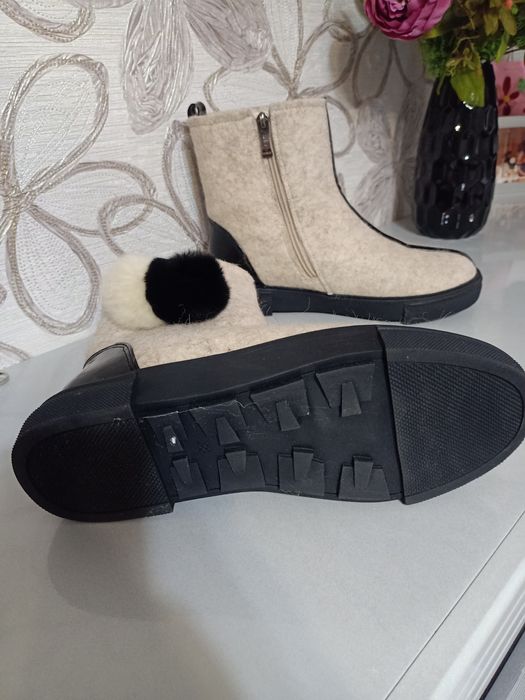 Женские ботинки войлок