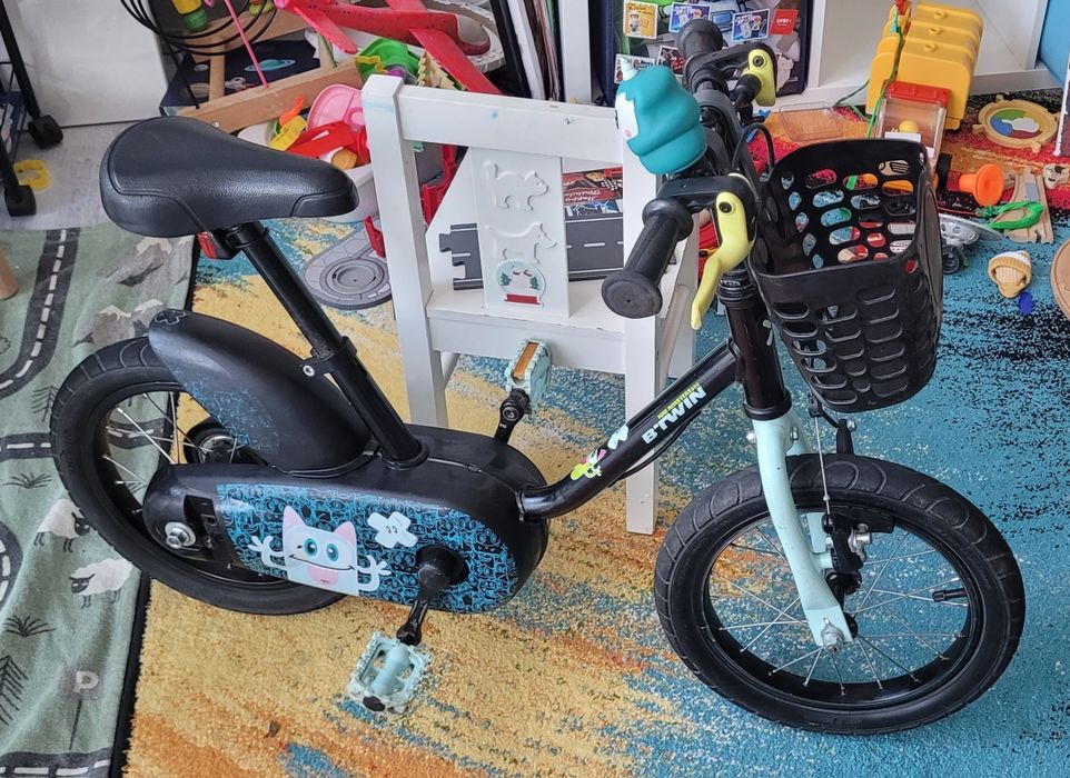 Bicicleta btwin 14 inch 3-5 ani