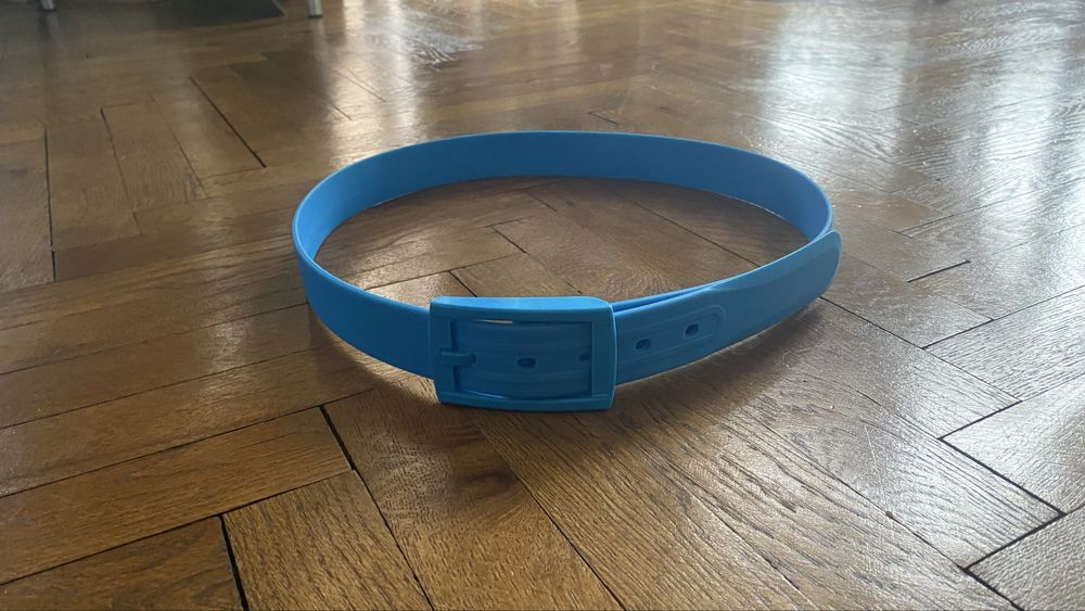 Син силиконов колан 115 см