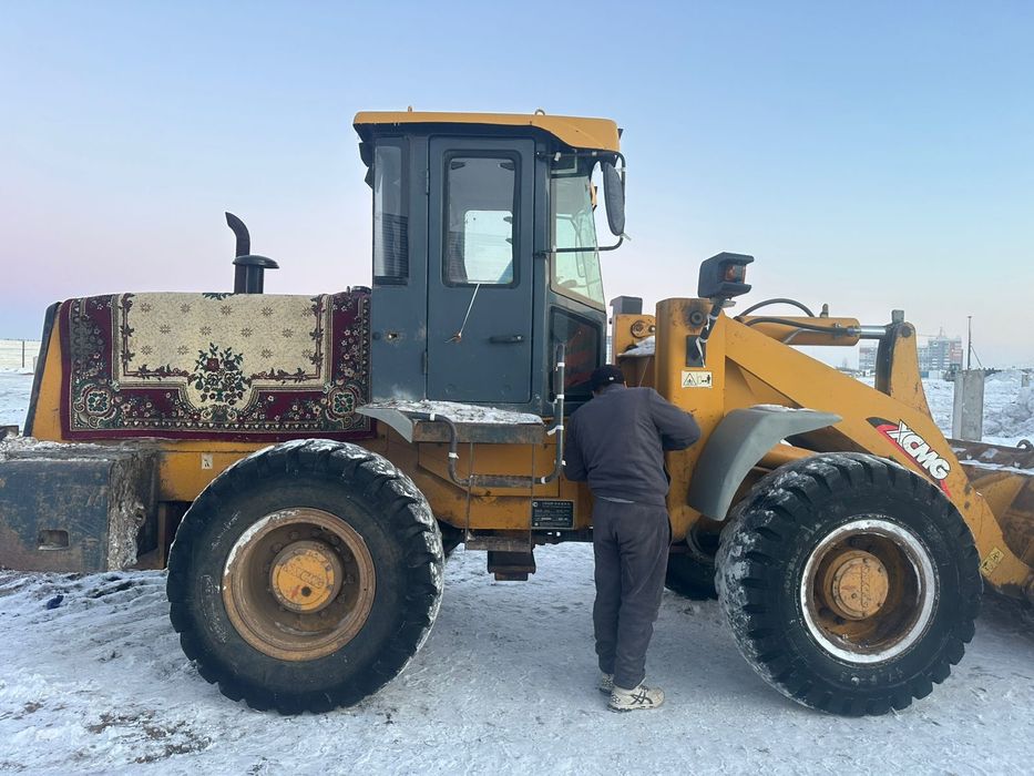 Продам погрузчик