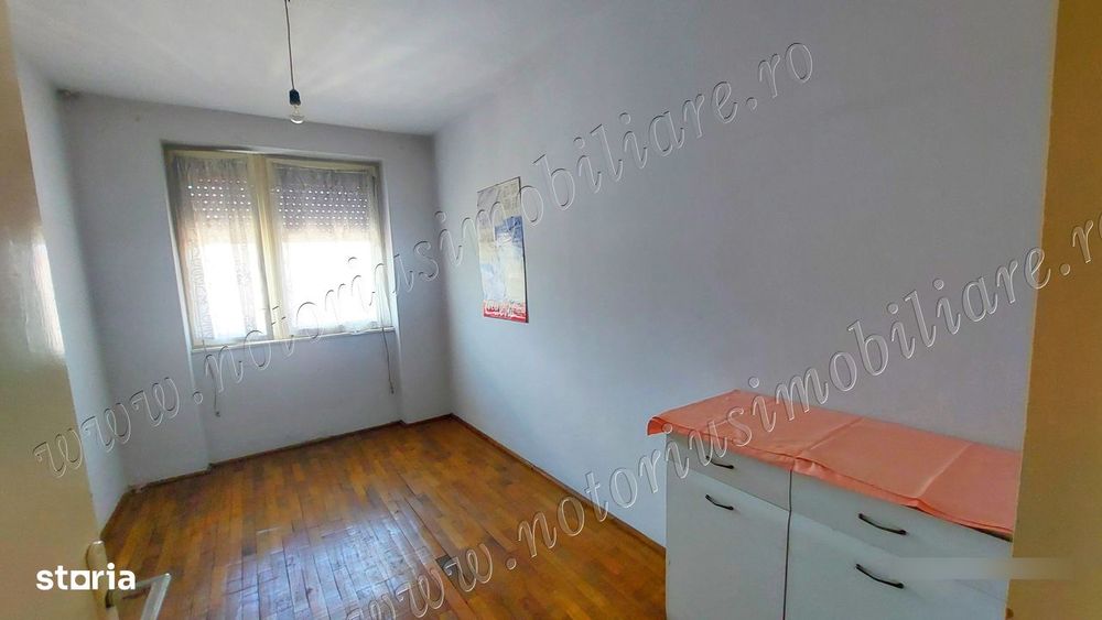 Ap. patru camere, stare foarte bună, Teliucu inferior, Hunedoara.