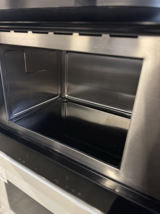 Cuptor cu microunde încorporabi Siemens BF722L1B1